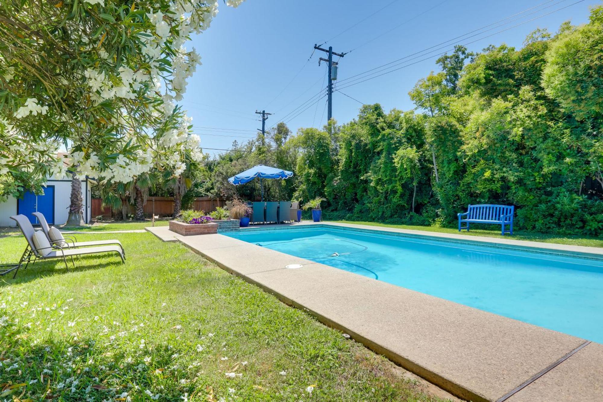 Holiday home Family With Pool About 7 Mi To Downtown Sacramento! *